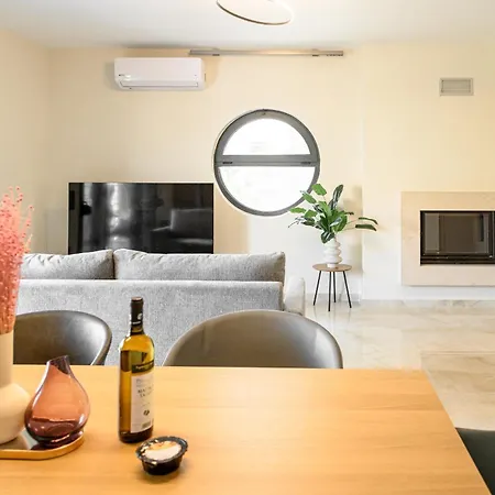 Azur Mare Luxury Villa